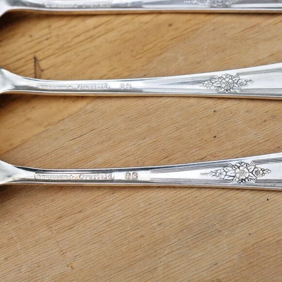 Set of 6 WM Rogers DESIRE Silver Plate Dessert Forks and Tea Spoons - Picture 10 of 15